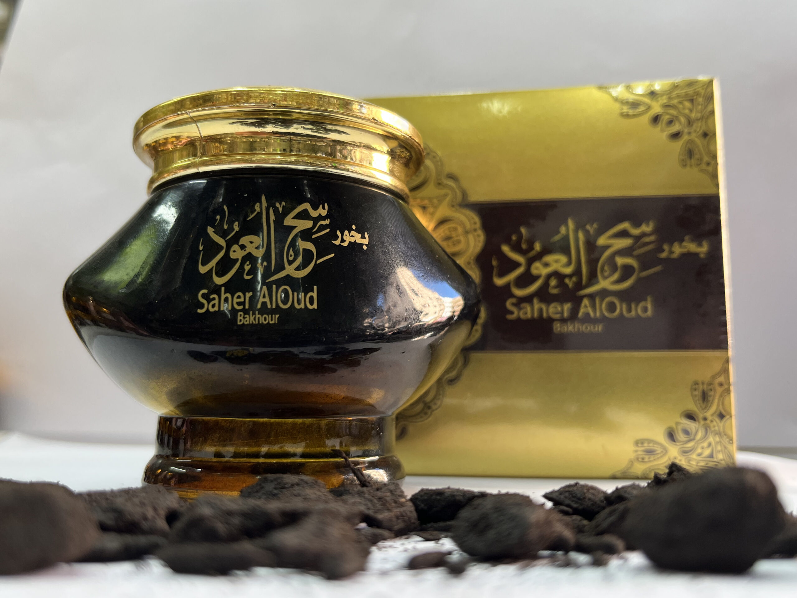 بخور سحر العود الأصيل - عبير غامض وثبات سحريEncens Saher Al Oud - Parfum Mystérieux