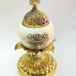 Encensoir Royal de Luxe - Céramique Blanche et Or, Base Cristalline مبخرة بالفحم ملكية من الذهب والسيراميك - قطعة فنية مُعدَّة لـ (الفاخر/الجمر)